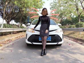 偶遇 吃瓜少女,揭秘校园里的清新一角